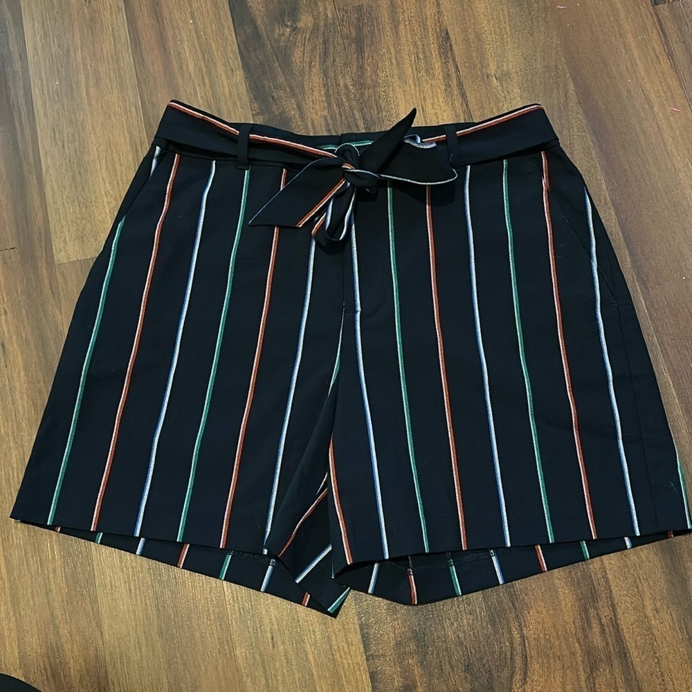 NWT Banana Republic 5” High Rise Navy Stripe Chino Dressy Shorts w/ Belt Size 6